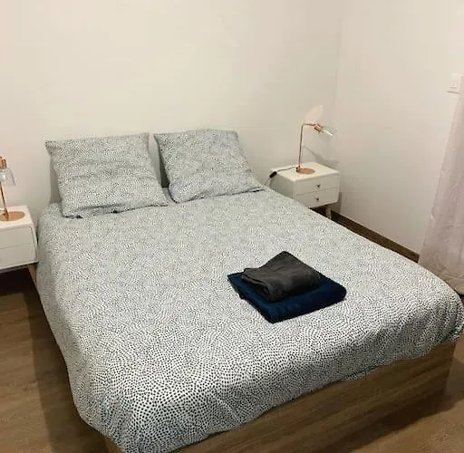 דירה Chez Omiala Centre De מייזיו
