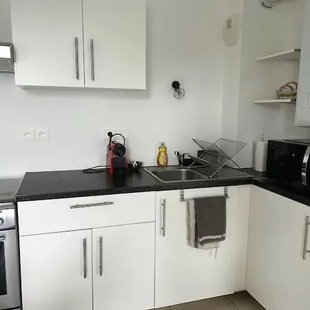 Apartment Chez Omiala Centre De Meyzieu